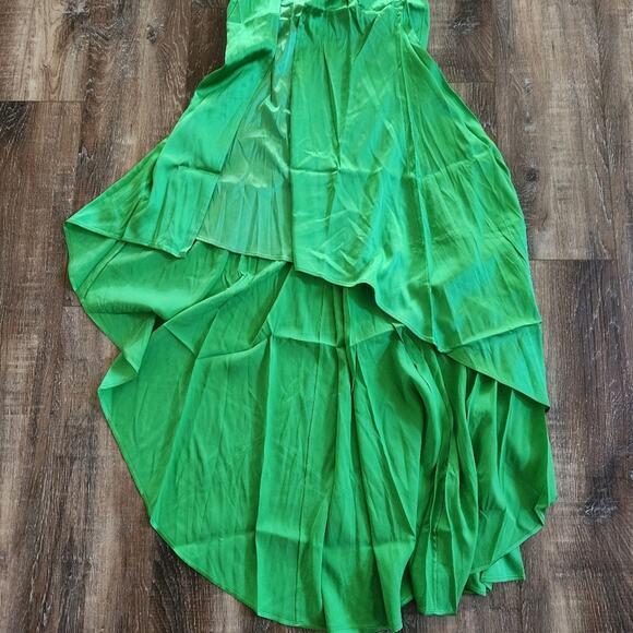 Retrofete Margot Dress Green Size Medium Silk Blend Open Back NWT - Picture 6 of 14